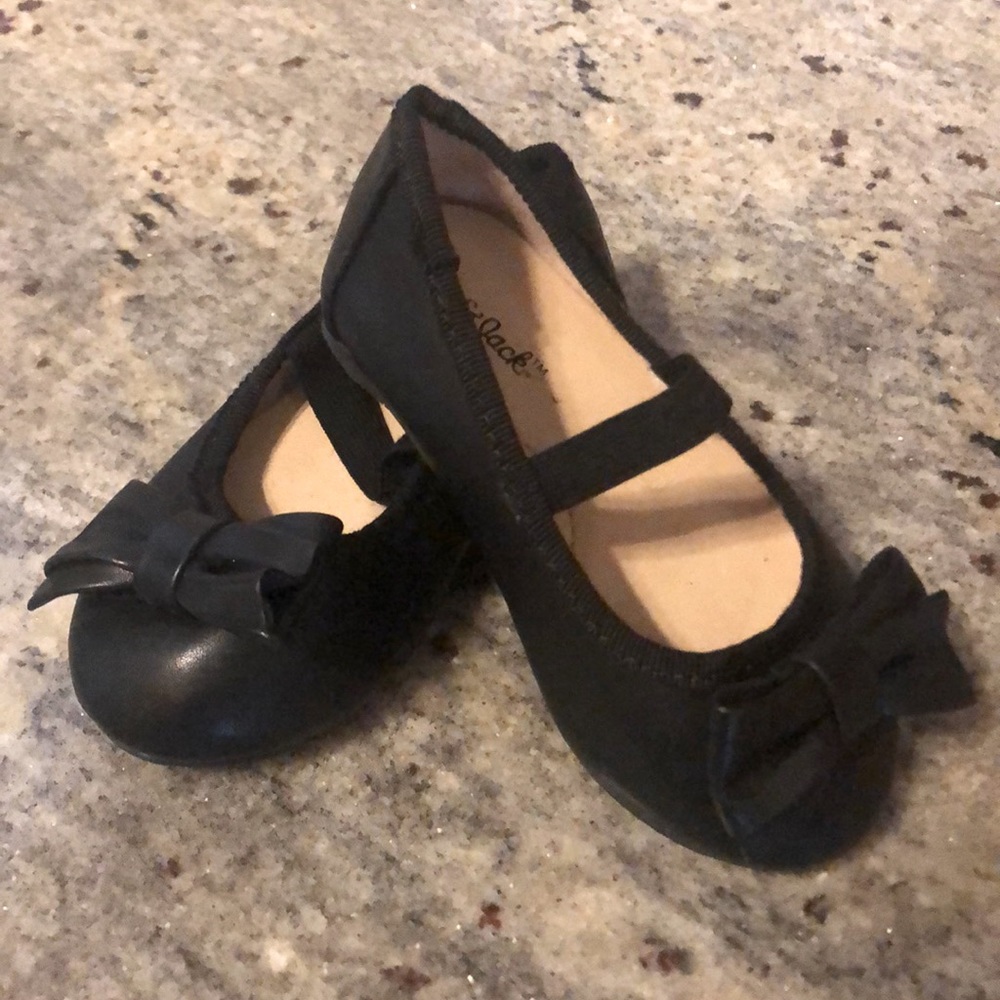 Girls shoes